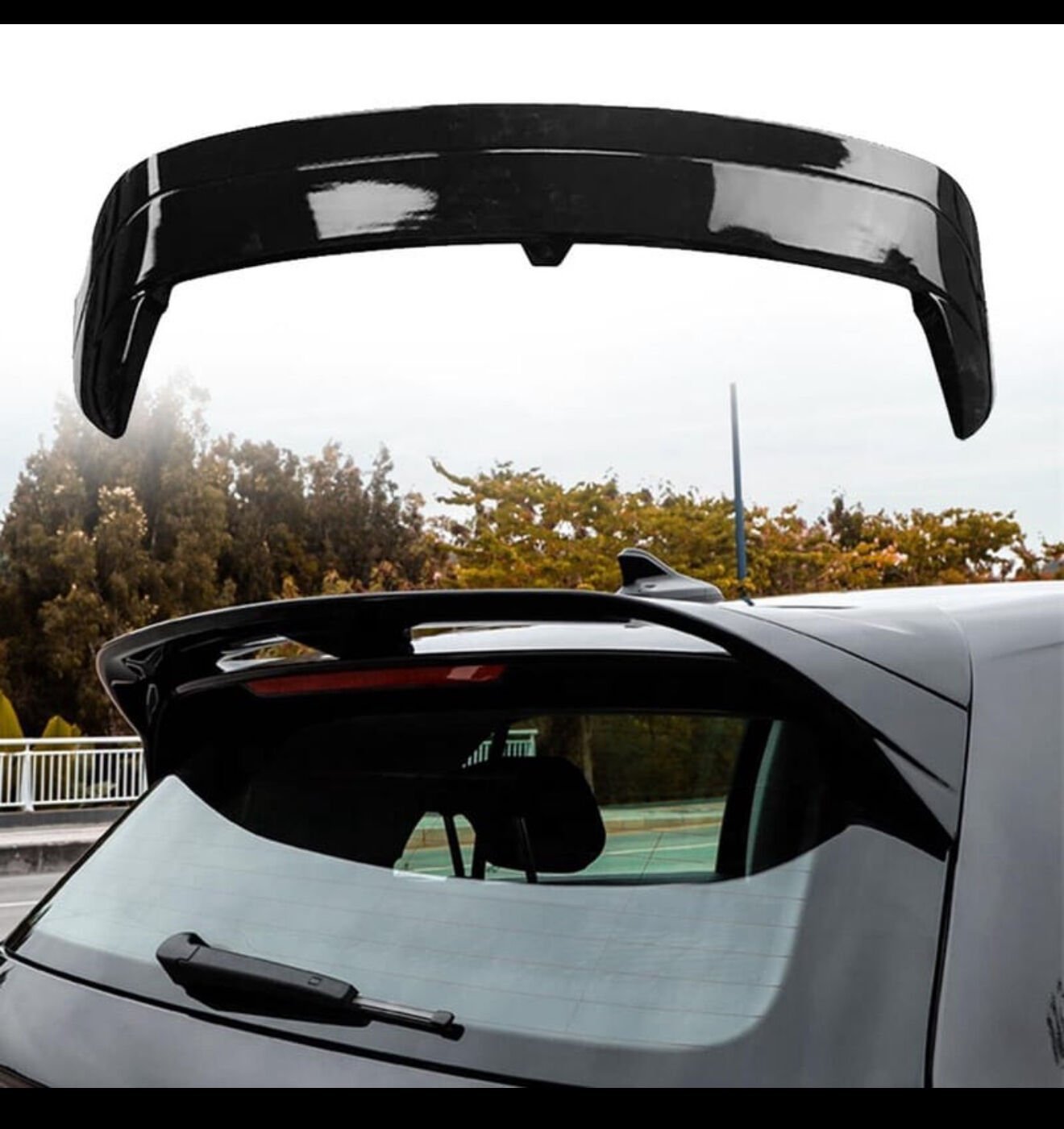 Golf 8 spoiler