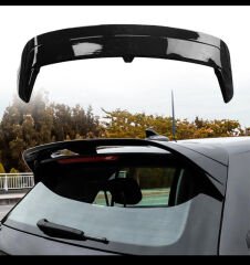 Golf 8 spoiler